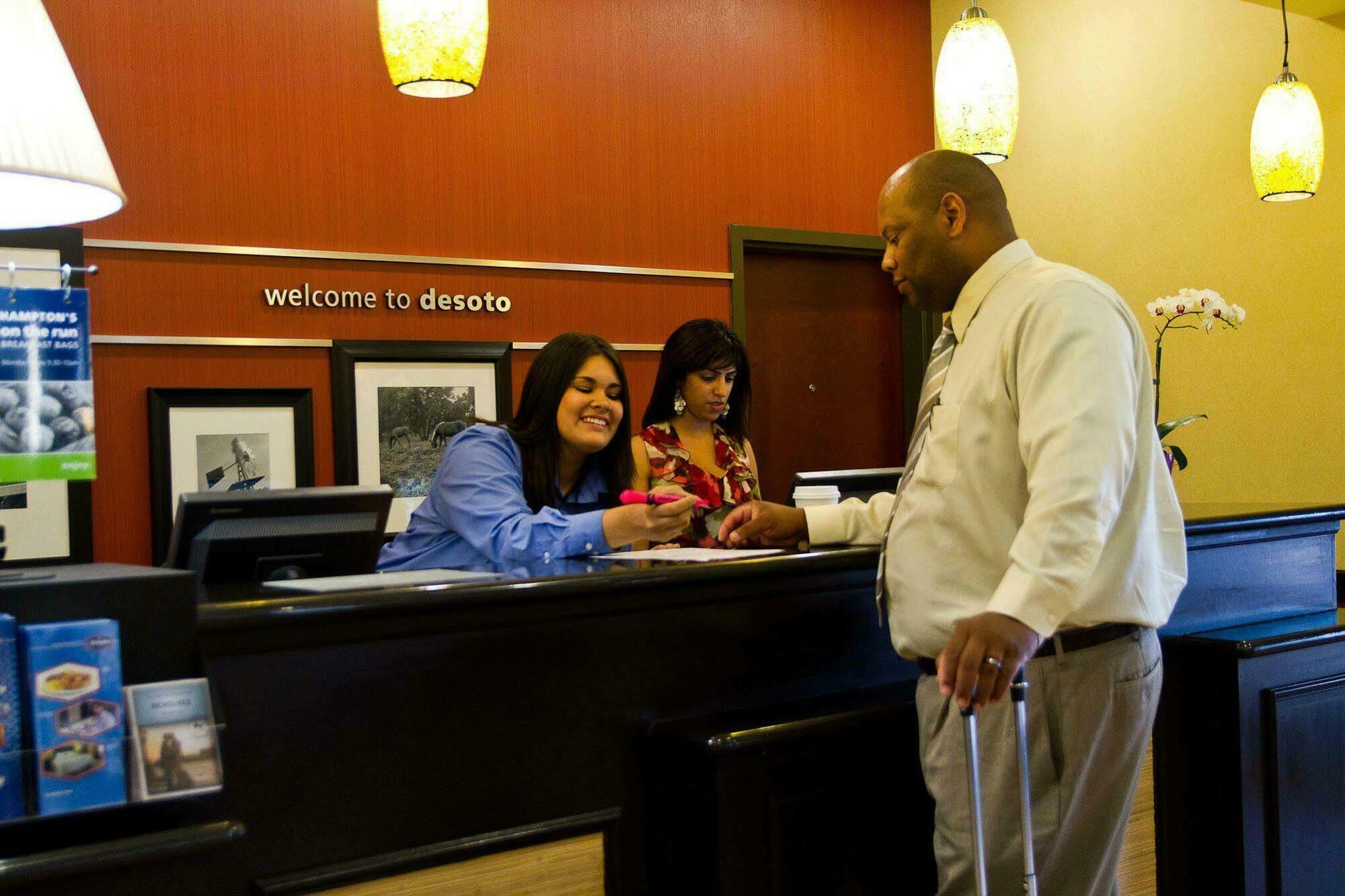 Hampton Inn & Suites Dallas-Desoto Interior foto